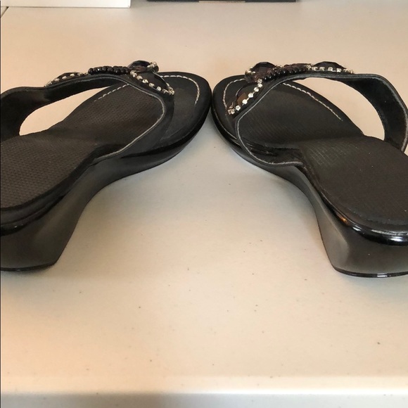 Gorgeous Jeweled Sandals Sz 8.5 - Picture 3 of 3